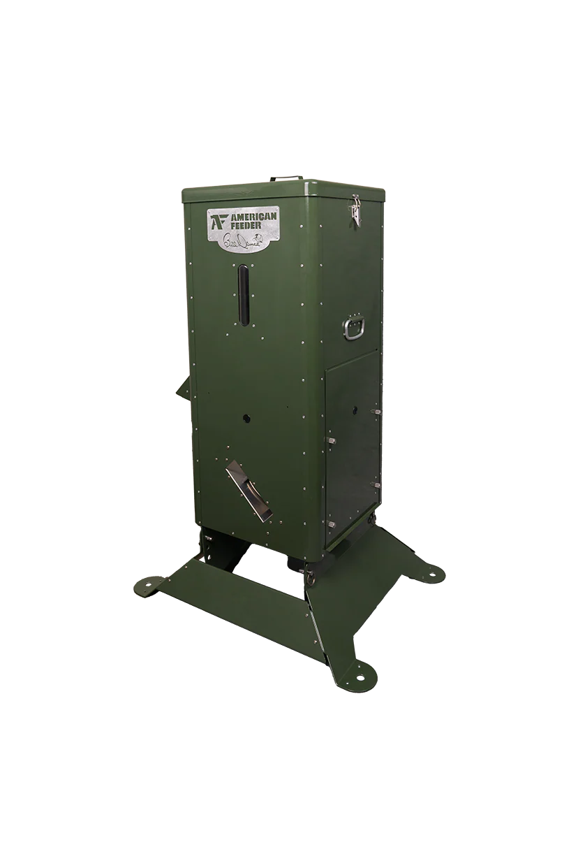 H125 Outdoor Feeder by American Feeder